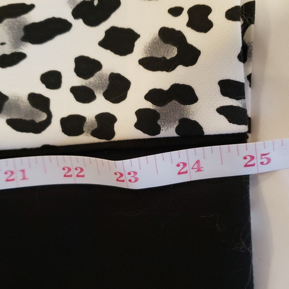NWT White house black market size 10 stunning pencil skirt leopard accent - Picture 6 of 6
